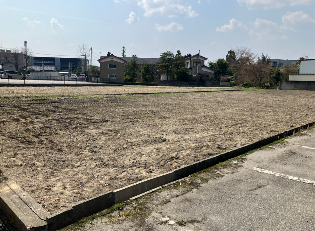 駐車場舗装が完成！